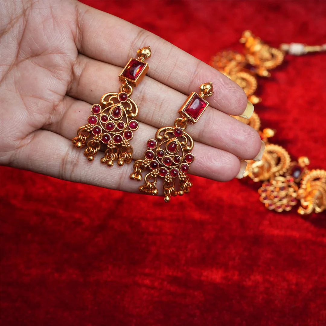 Antique Gold Gajraj Necklace with Ruby Stone