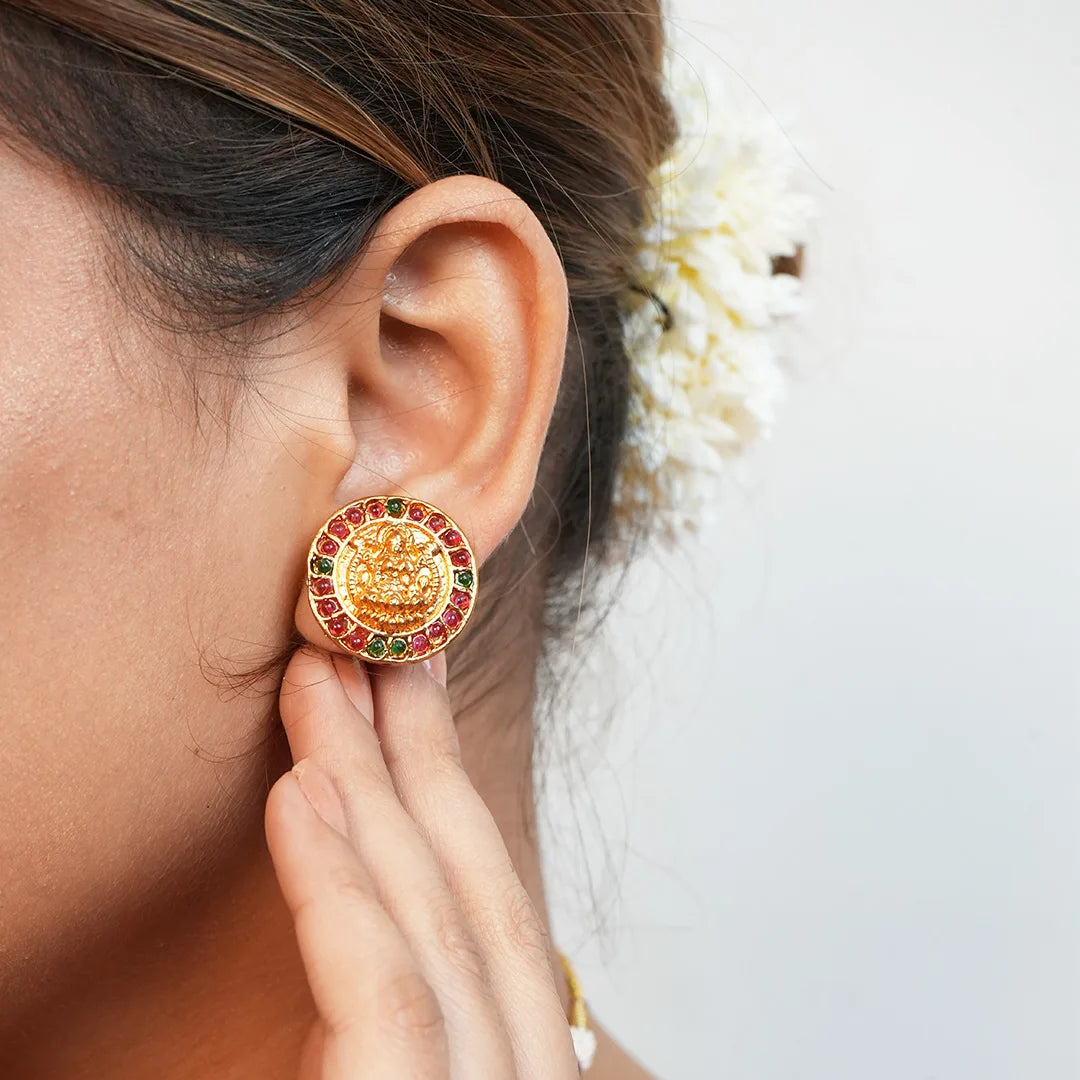 Goddess lakshmi with pearl choker