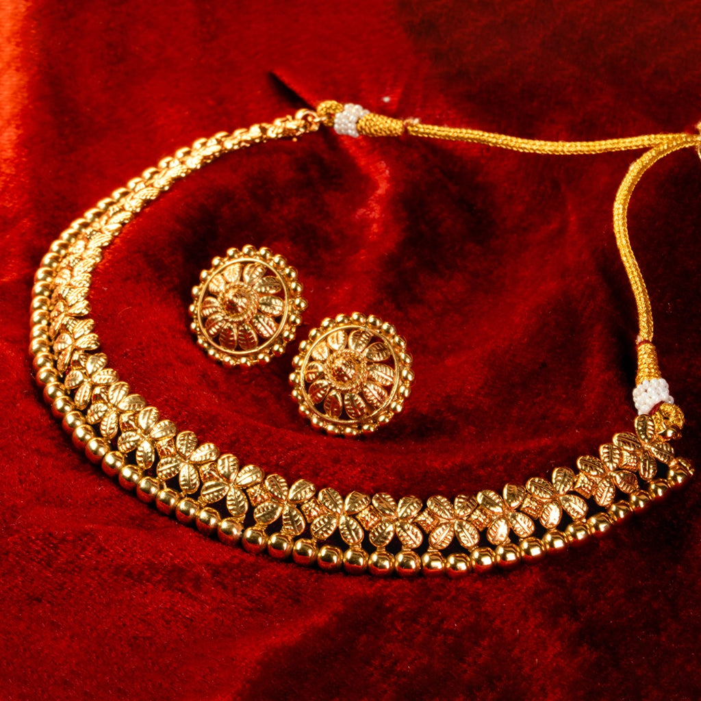 Pushpika Gold Necklace