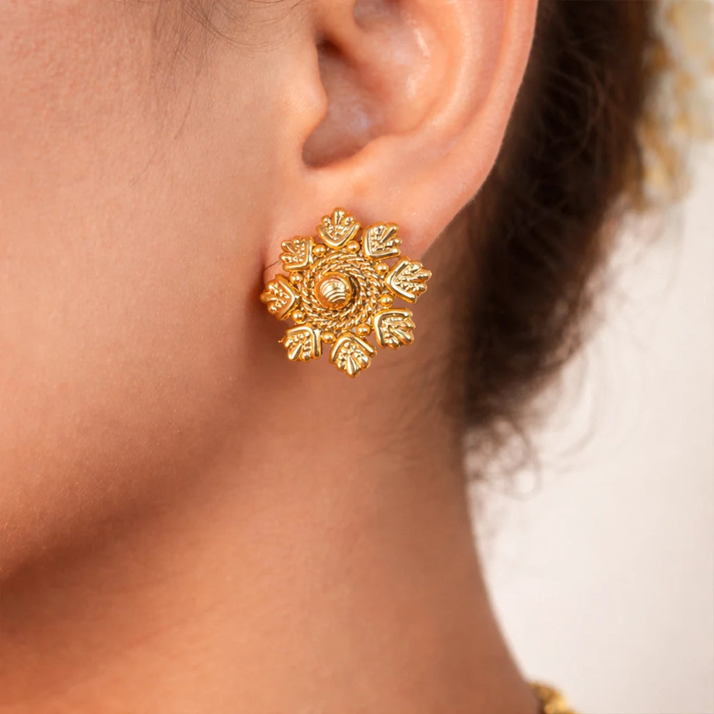 Pushpanjali antique gold necklace