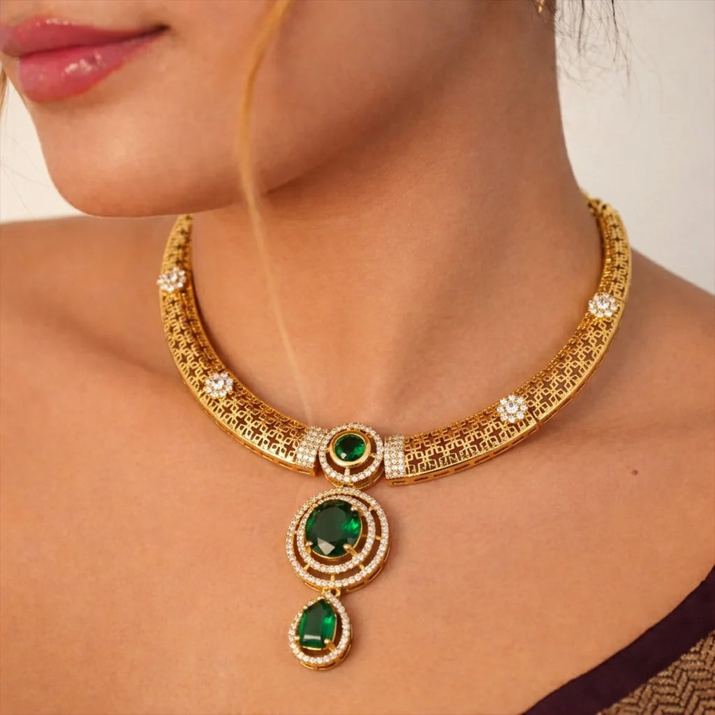 Noor Green Charm Necklace Set