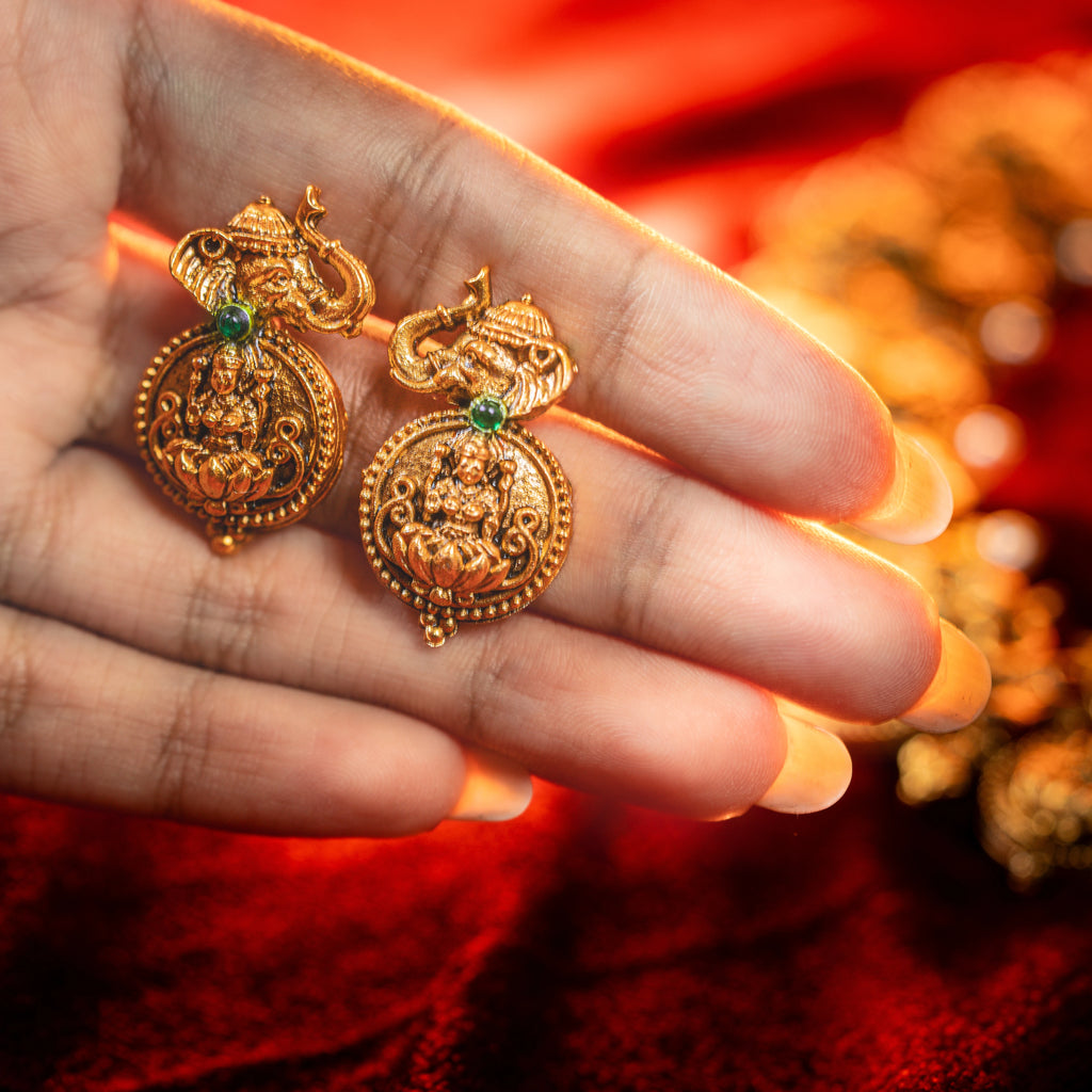 Shubh Lakshmi Necklace Set