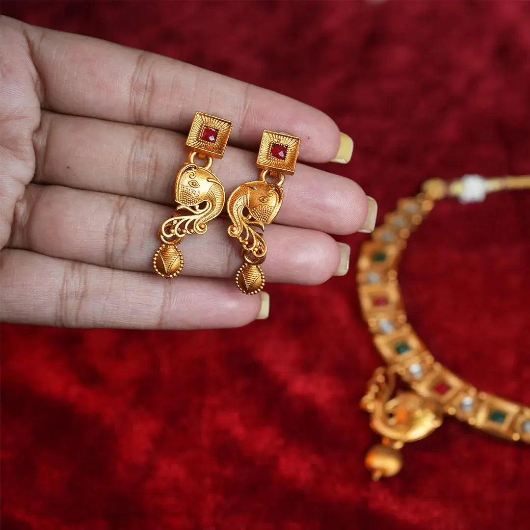 Rubi Emerald Mohini Necklace Set Gehnaya Jewels