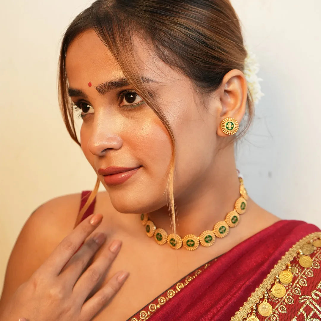 Round Green antique necklace with meenakari Gehnaya Jewels