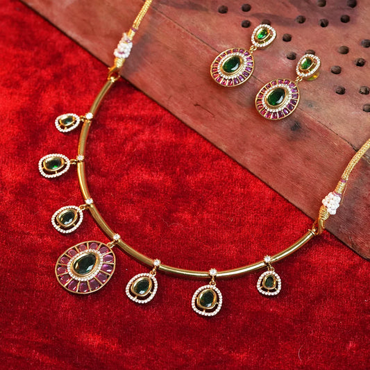 Emerald Mayura Necklace Set