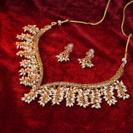 Gajra Haar with rice pearl hanging