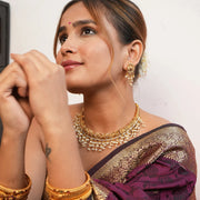 Antique gold necklace with Rice pearl hanging